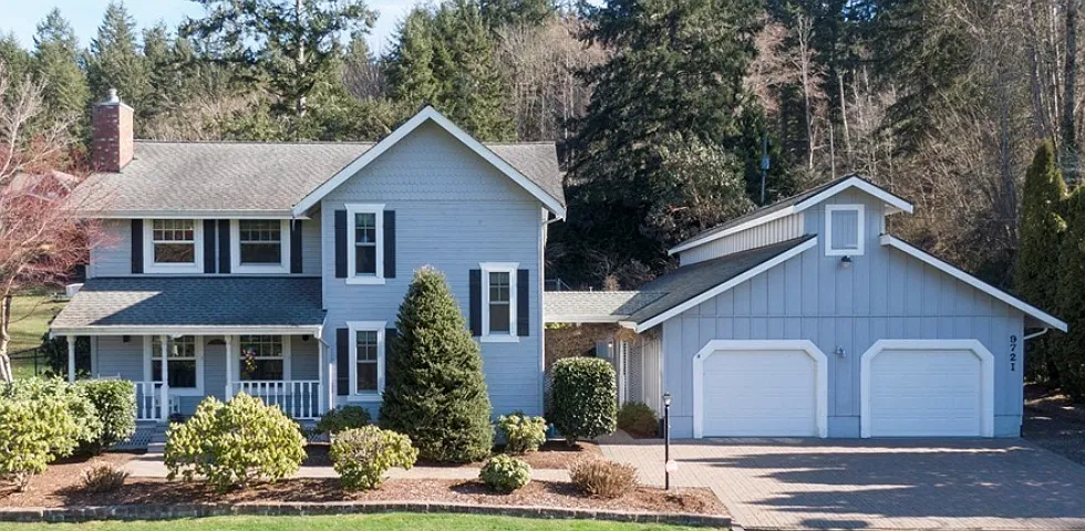 9721 Crescent Valley Dr NW — Photo 1