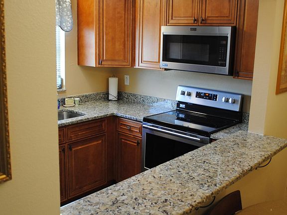 4th image of 390 301st Blvd W Unit 8B