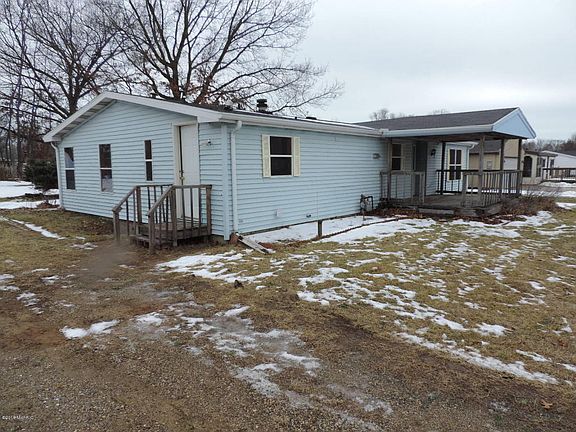 2nd image of 3174 Fair Oak St