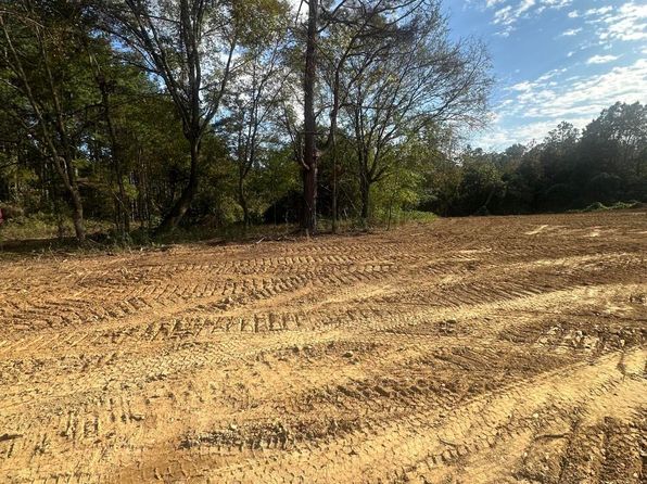 3657 Hernando Rd, Holly Springs, MS 38635