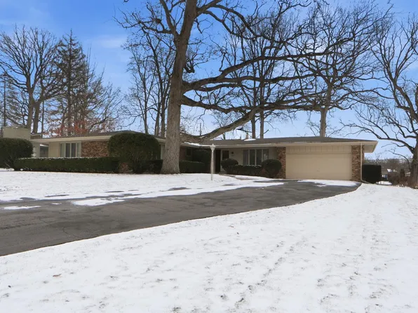 4002 Dalewood Dr, Fort Wayne, IN 46815