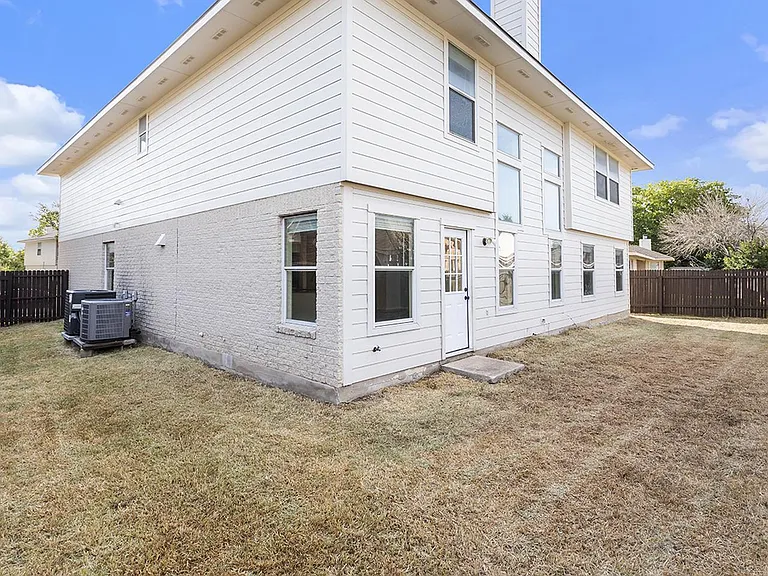 3928 Bonnie Ln — Photo 25