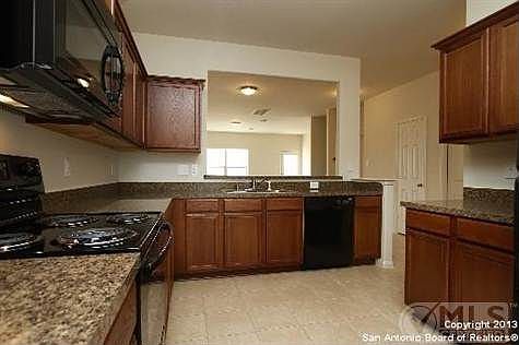 2nd image of 6338 Lake Victoria St