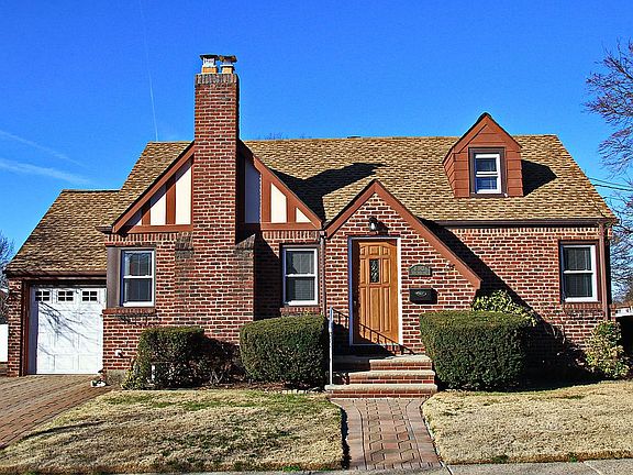 Charming Tudor