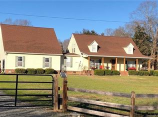 9650 Harvest Ln, Davidson, NC 28036