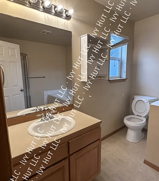 6725 Highland Dr — Photo 16