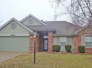 5908 Lincoln Pointe Blvd, Evansville, IN 47715