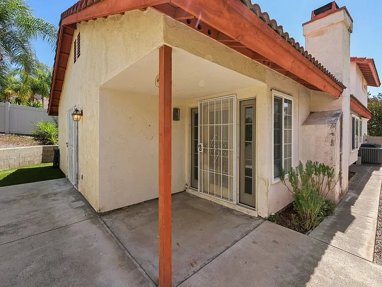 11920 Avenida Marcella — Photo 22