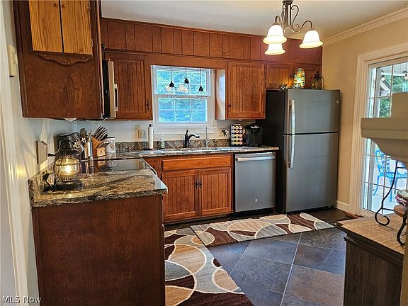 5th image of 22399 Township Road 1203