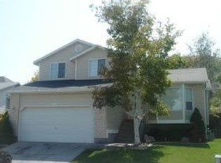 1269 Eagle Nest Dr, Murray, UT 84123
