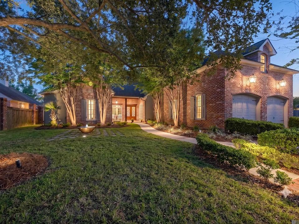1st image of 17427 E Club View Ct