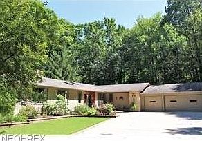 1st image of 13101 Meadowwood Dr