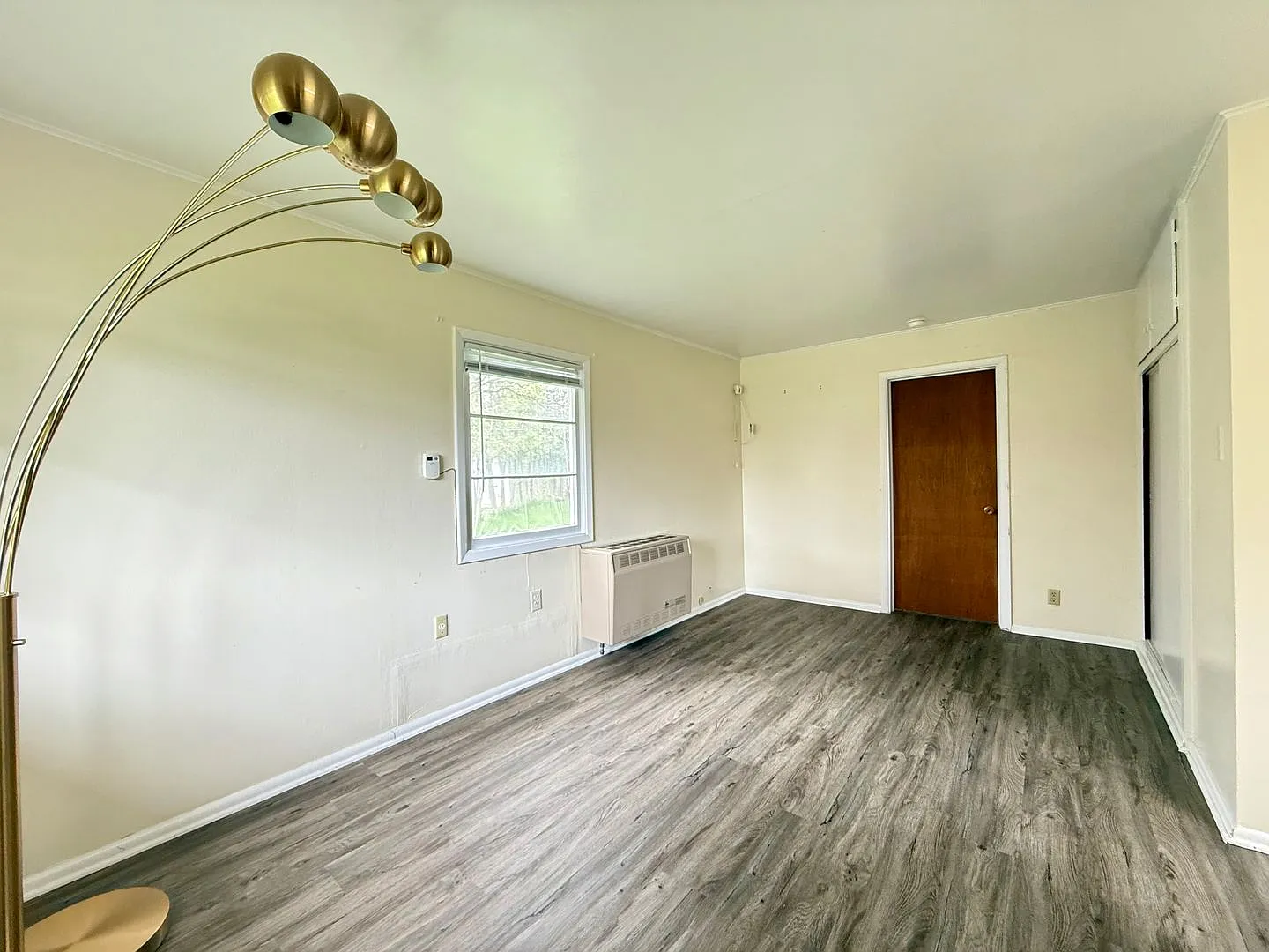 502 F Ave — Photo 2