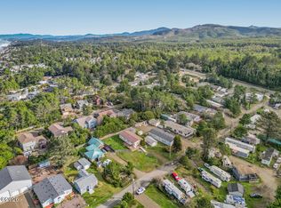 105 Breeze St, Depoe Bay, OR