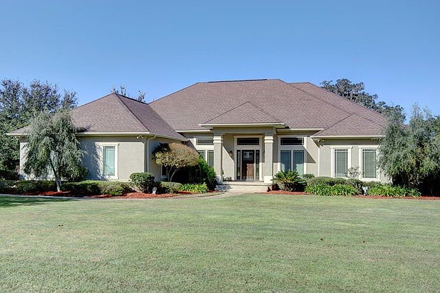 1st image of 138 Chinquapin Dr
