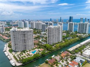2000 Island Blvd APT 1002, Aventura, FL 33160