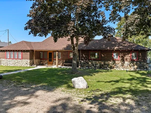 5712 E Us Highway 23, Cheboygan, MI 49721