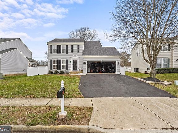 4th image of 9717 Logan Jay Dr