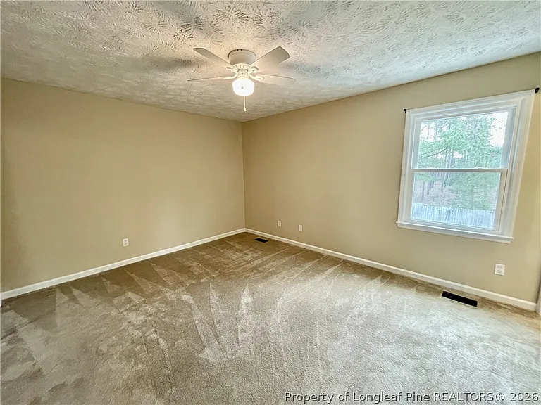 623 Daharan Dr — Photo 13