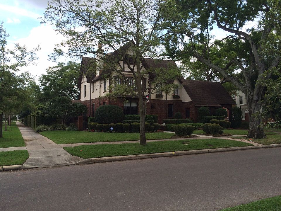 2nd image of 902 S Delaware Ave