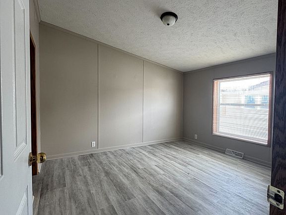 5th image of 4310 Meadow Lane Dr #1188
