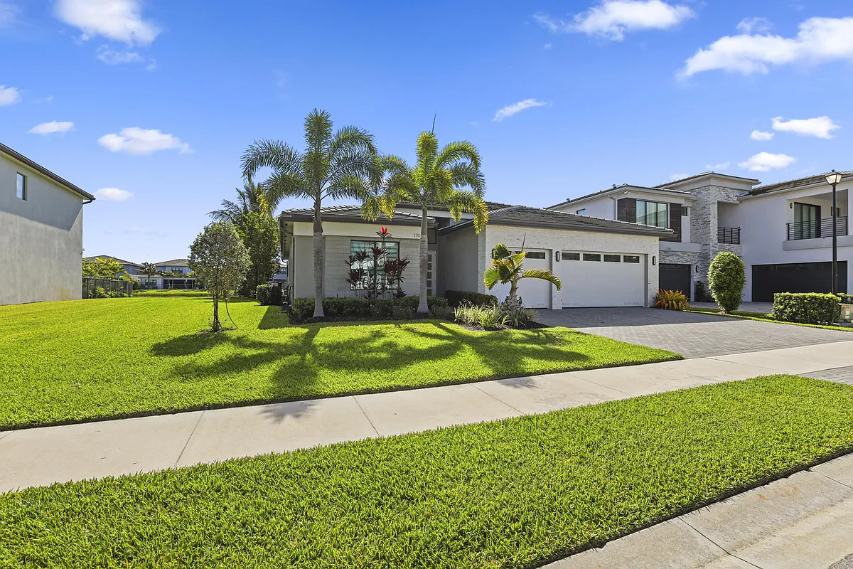 Building Photo - 17094 Rainbow Falls Trl
