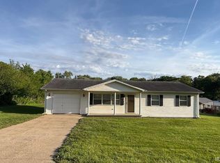16 Kelly Dr, Washington, IN 47501