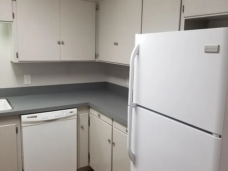 670 N Beard Ave #1 — Photo 6