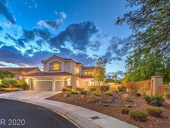 3rd image of 1937 Sierra Oaks Ln