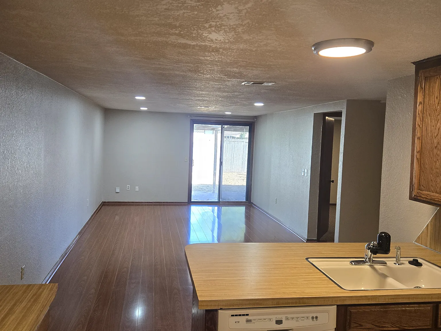 8505 S Camay Ave — Photo 1