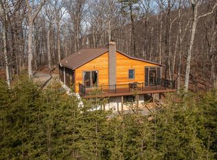 804 Razor Back Rdg, Great Cacapon, WV 25422