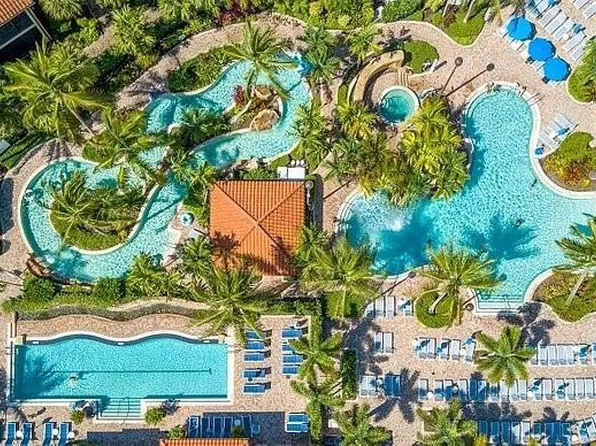 985 Sandpiper St #I-204, Naples, FL 34102