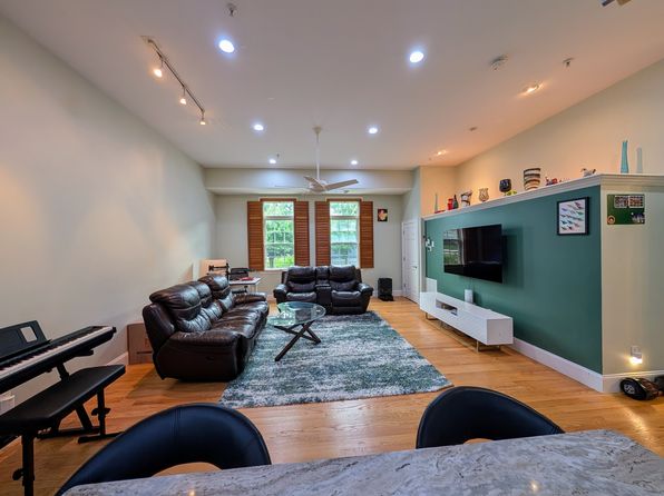 87 Franklin St UNIT 103