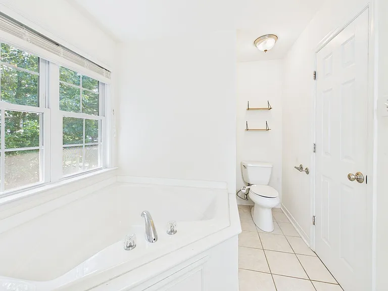 12625 Summerhouse Ln — Photo 16