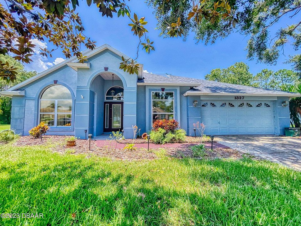 1st image of 1327 N Wembley Cir