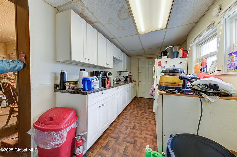 3rd image of 109 Washington Street