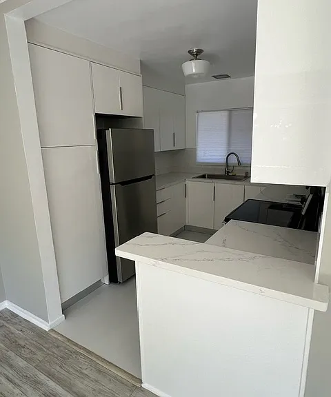 1632 Camden Ave #201 — Photo 9