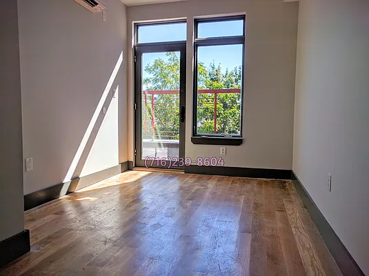 Rented by Manhattan Management LLC | media 34