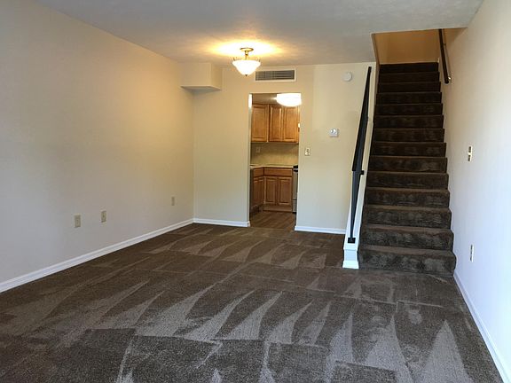 3rd image of 1201 Bretta St #1