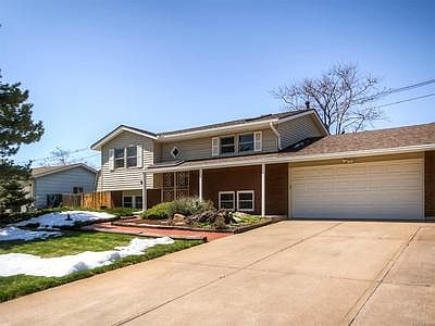 2nd image of 61 S Zinnia Way