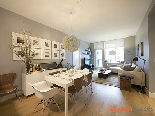 Sold by Modern Spaces | media 17