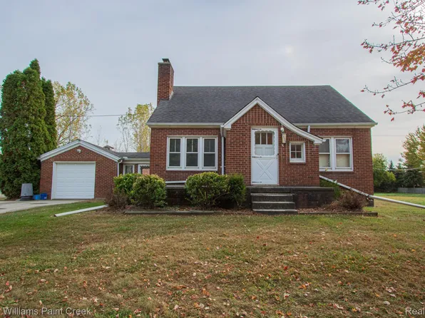 18400 22 Mile Rd, Macomb, MI 48044