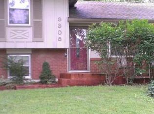 3308 S Leslie St, Independence, MO 64055