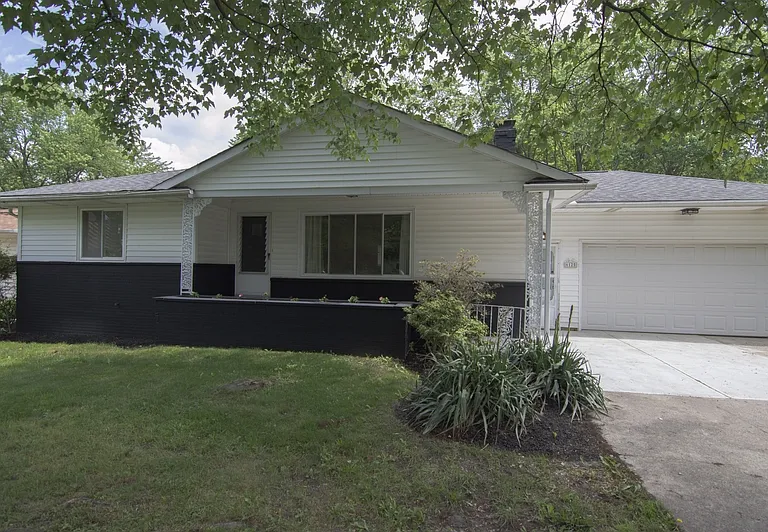6125 Broadview Rd — Photo 9