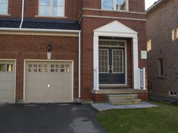 9 Ivory Silk Dr, Markham, ON L6C 0G8