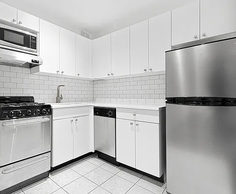 Rented by Mirador Real Estate | media 14