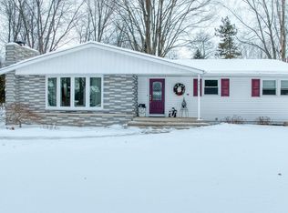 3075 E Birch Dr, Bay City, MI