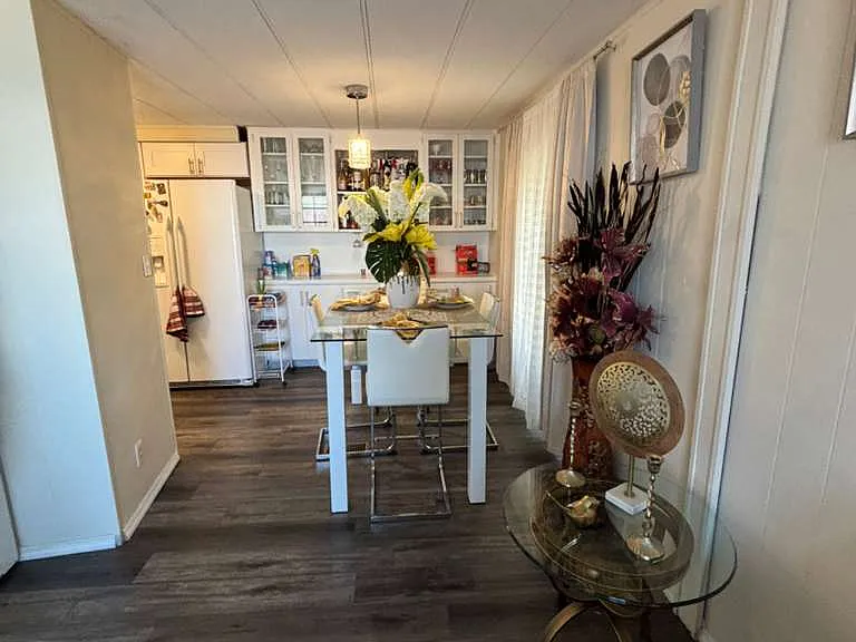 8823 Fountain Club Blvd — Photo 4