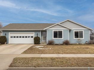 829 Starlite Dr, Holmen, WI 54636