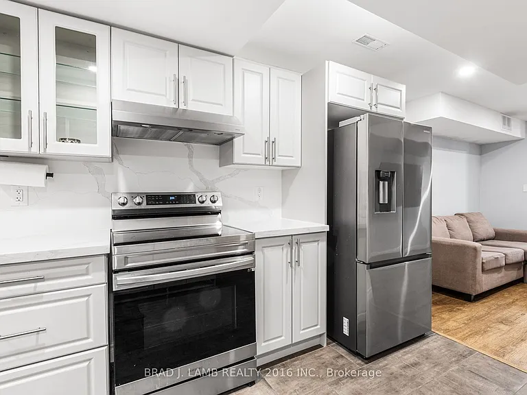 3 Hearson St #BASEMENT — Photo 15